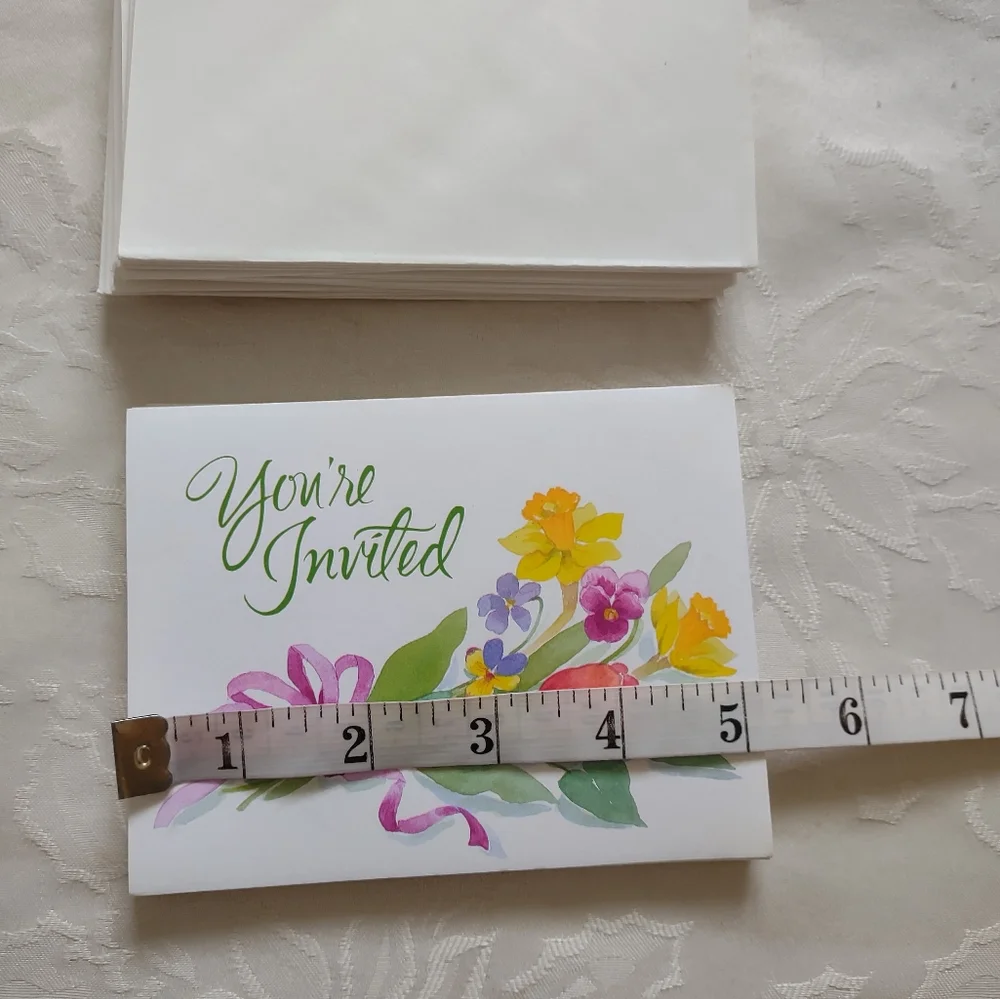 Flowers bouquet You're Invited 16 cards and matching envelopes